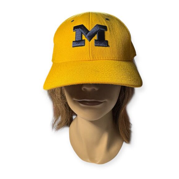 Michigan Wolverines Fitted Hat Zephyr Wool Blend Yellow 7 5/8 Vintage 90s - Picture 2 of 7